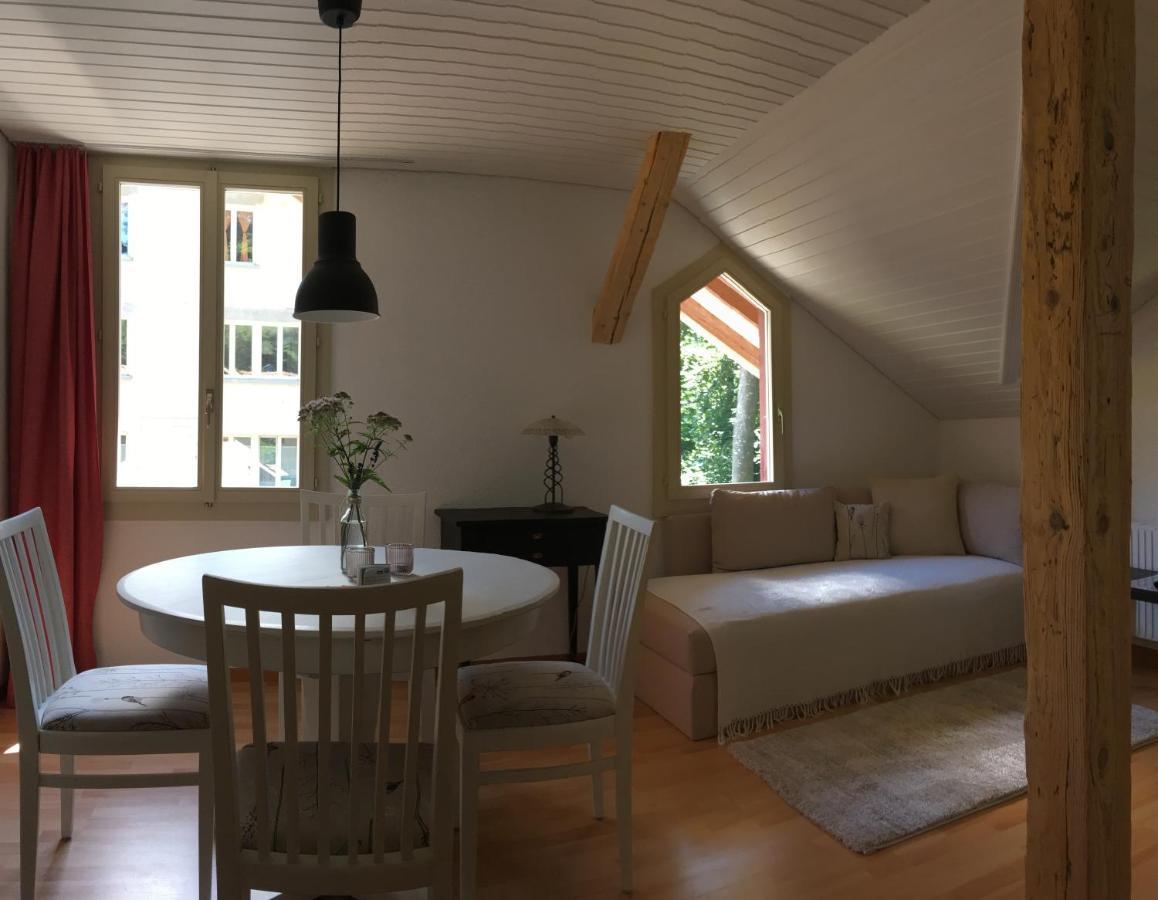 B3 Apartment Gsteigwiler Bagian luar foto