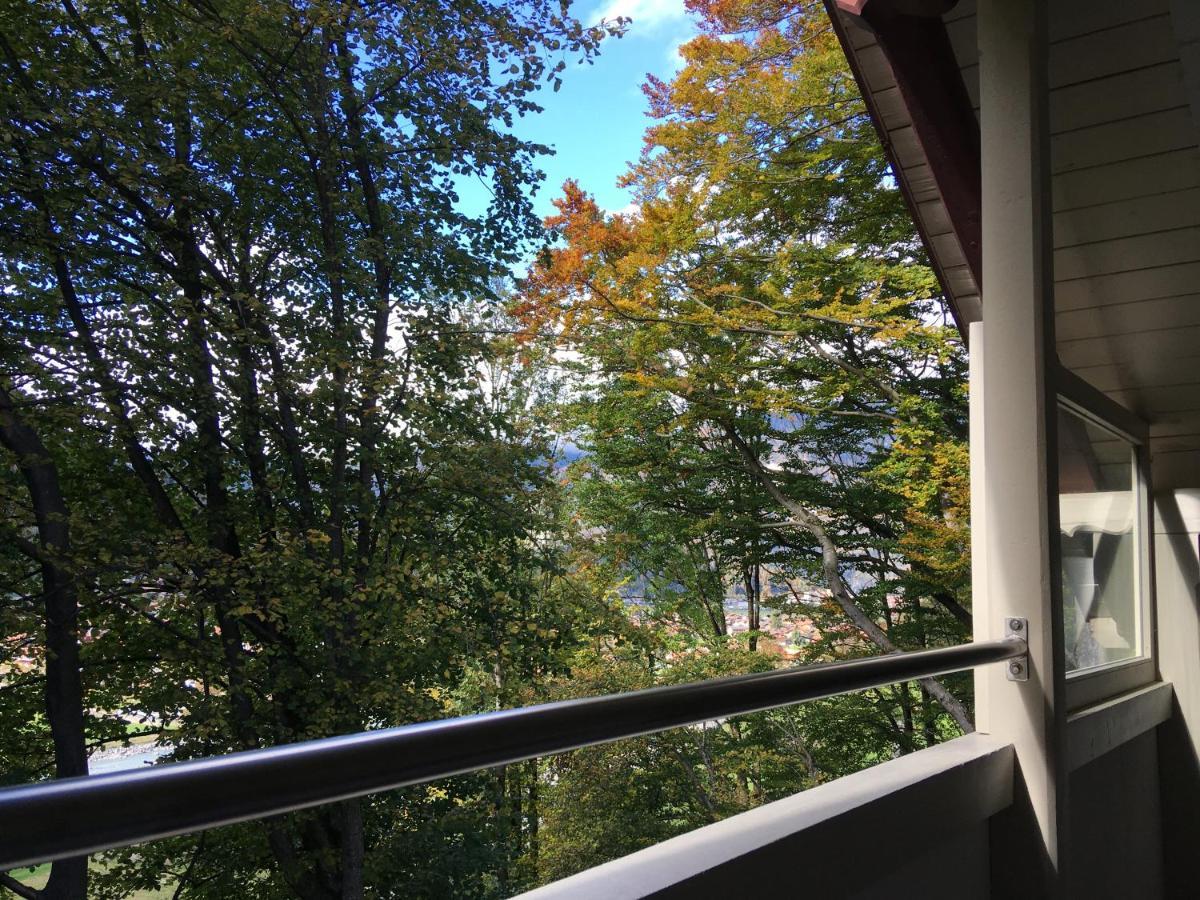B3 Apartment Gsteigwiler Bagian luar foto